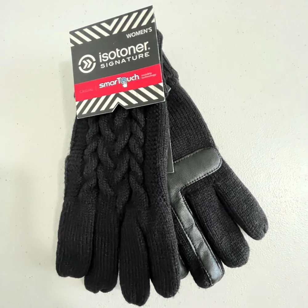 Isotoner Signature Women’s Casual SmartTouch Gloves